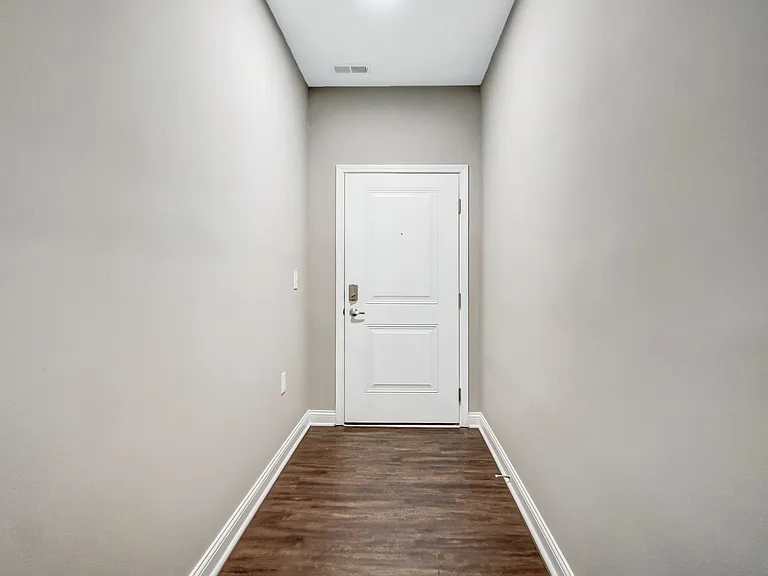 Premier Flats — Photo 10