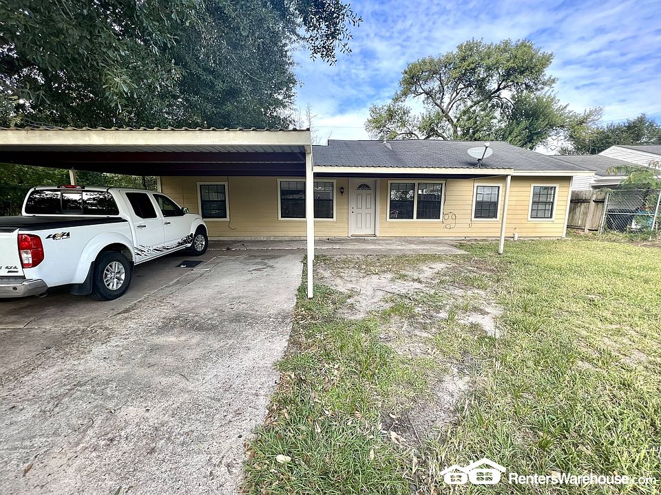 6019 Southmont St, Houston, TX 77033 | Zillow