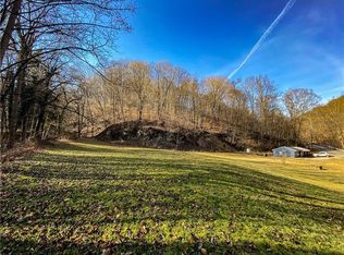 209 Ferry Rd, Sewickley, PA 15143