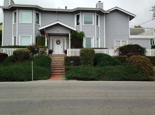 361 4th Ave, Half Moon Bay, CA 94019