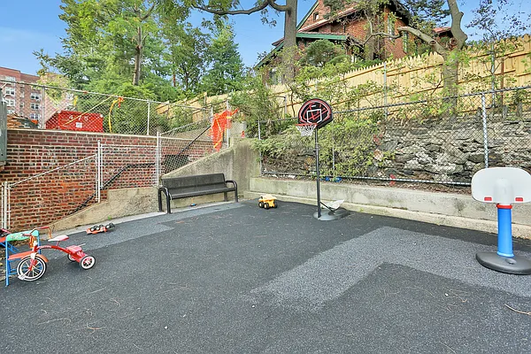 Sold by Trebach Realty | media 27