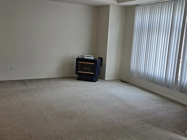 620 SW 155th St #4A — Photo 2
