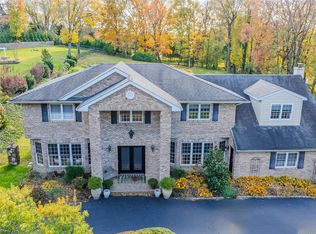 37 Peppermill Lane, Dix Hills, NY 11746