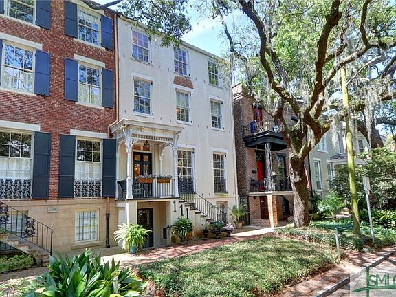 111 E Jones St Savannah Ga 31401 Zillow