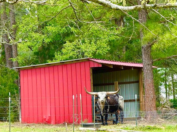 987 Roach Rd, Choudrant, LA 71227