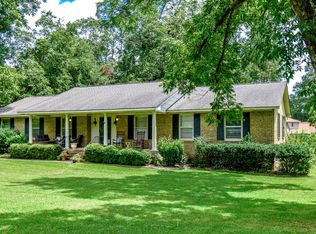 2120 Dobbs Cir, Alexander City, AL 35010