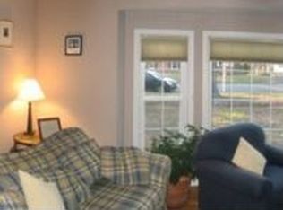 1521 Village Grove Rd, Henrico, VA 23238