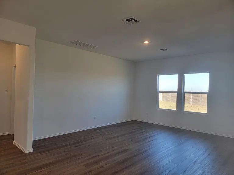 1017 Ascari Ct — Photo 7