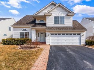 1083 Chesapeake Blvd, Grayslake, IL 60030