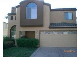1070 Ginger Cir, Corona, CA 92879