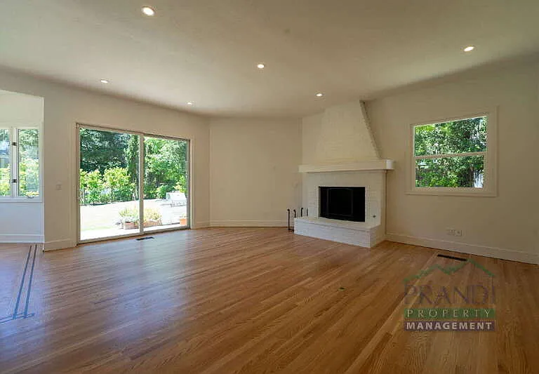 121 Laurel Grove Ave — Photo 36