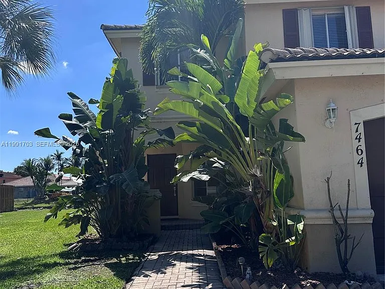 7464 SW 164th Ct #- — Photo 2