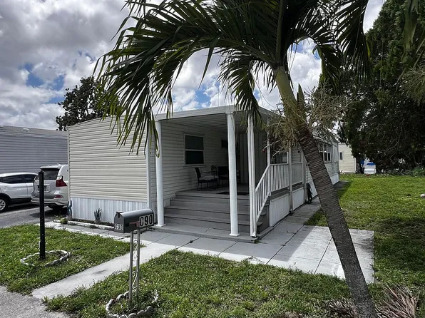 19900 NW 37th Ave #Q9, Miami Gardens, FL 33056