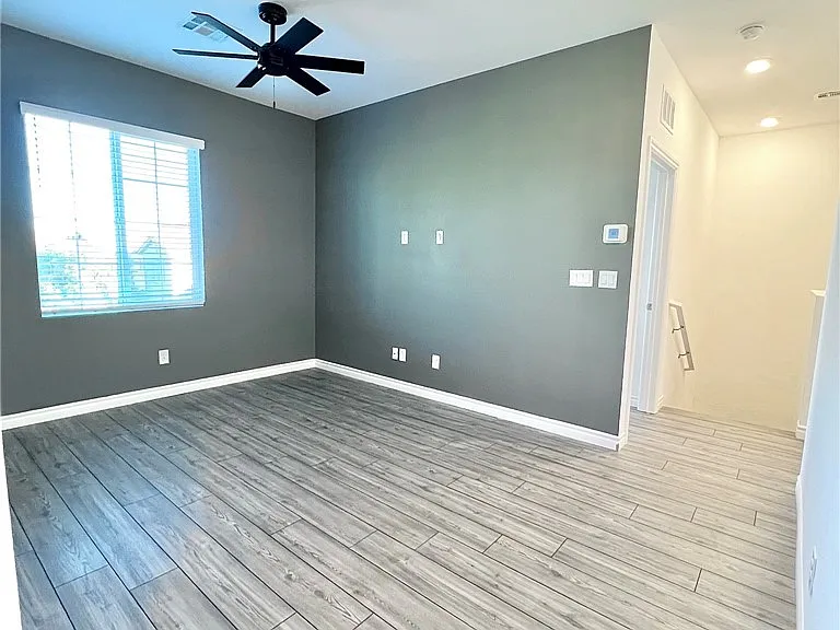 20 Barbara Ln #41 — Photo 12