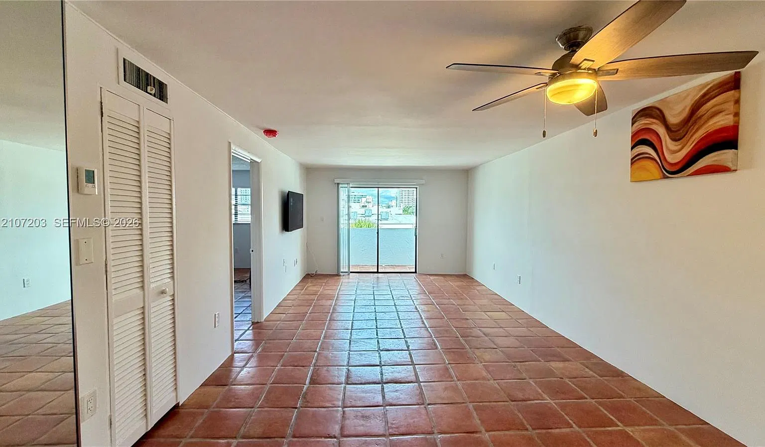 Collins View Condo — Photo 1