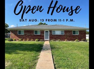 261 E Back St, Hecker, IL 62248