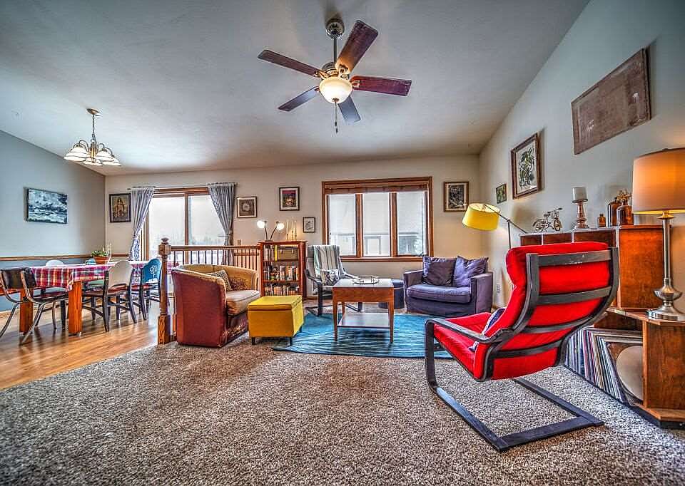 1st image of 134 White Tail Dr