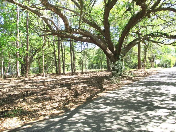 65058 Holmes St, Pearl River, LA 70452