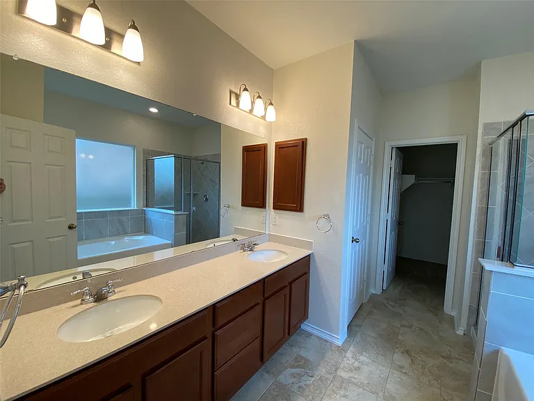 1313 Arbor Acres Loop — Photo 8