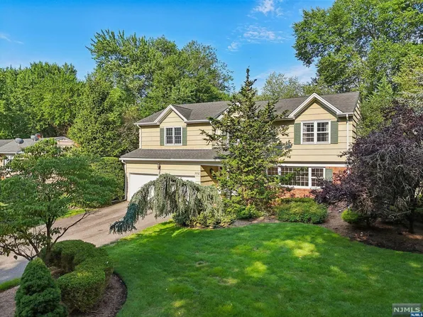 356 Jefferson St, Ridgewood, NJ 07450