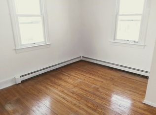 1356 Clove Rd #1, Staten Island, NY 10301