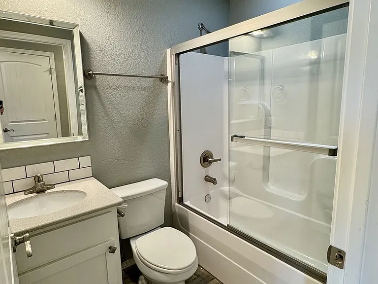 279 S Breakwater Ln — Photo 9