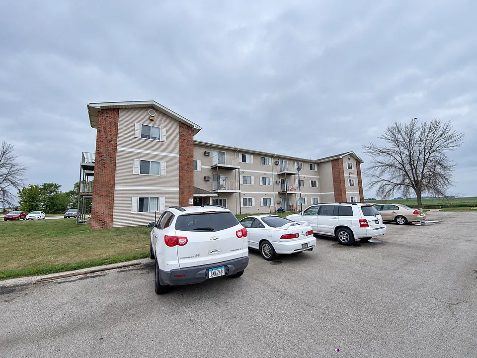 Seneca Place Apartments