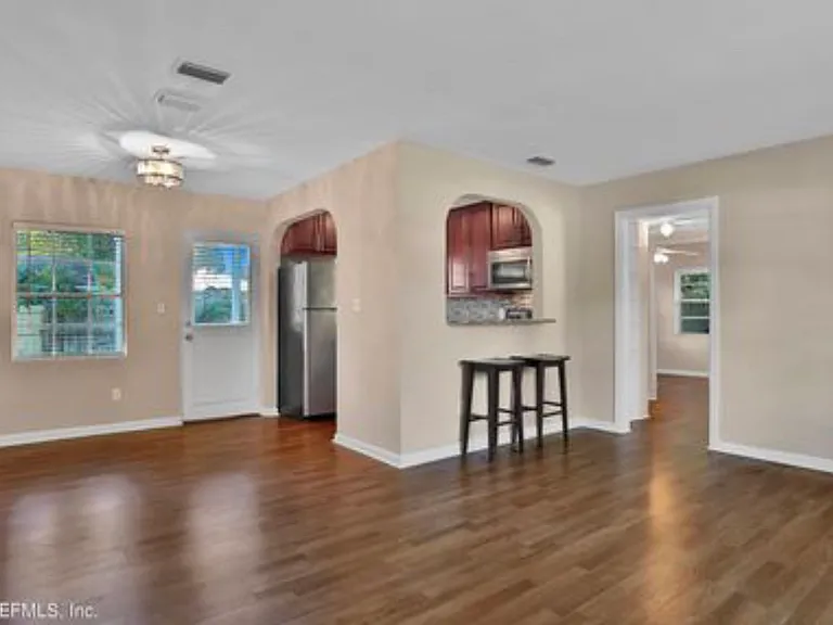 5236 River Forest Dr — Photo 4