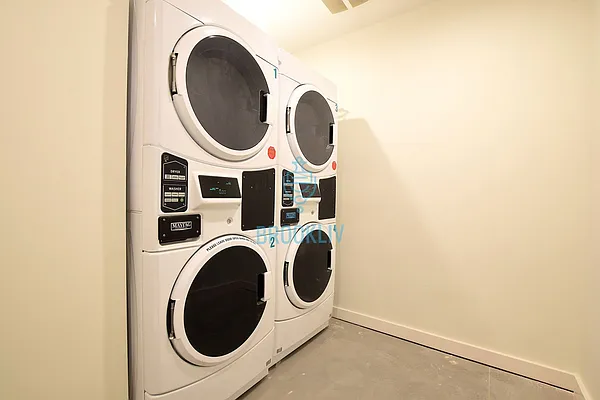 Rented by null | media 73