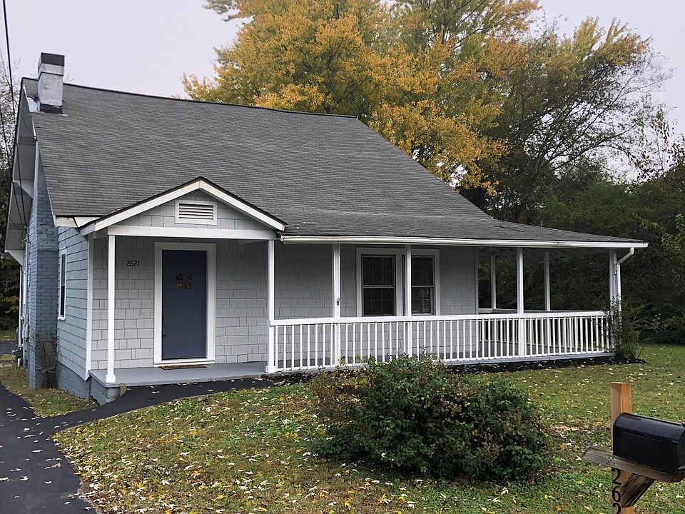 1st image of 2621 Valley View Dr