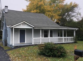 2621 Valley View Dr, Knoxville, TN 37917
