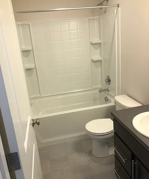 main bath upstairs