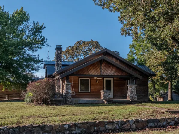 3306 S 25th Road, Humansville, MO 65674