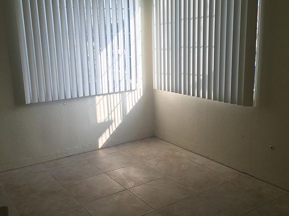 5th image of 274 1/2 Ash Ave