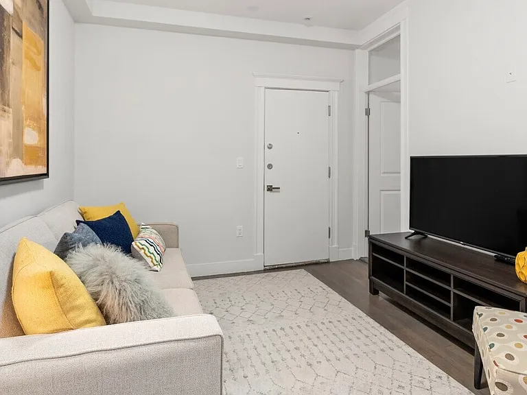 79 Park Dr #1A — Photo 10