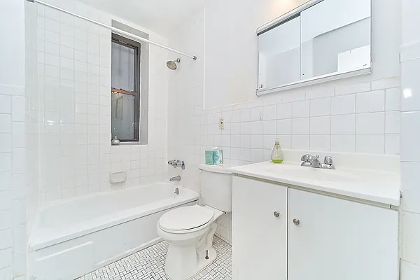 Rented by Living New York | media 21