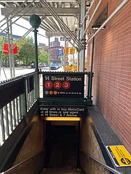 Rented by R New York