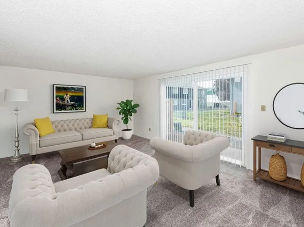 Wellington Court Townhomes