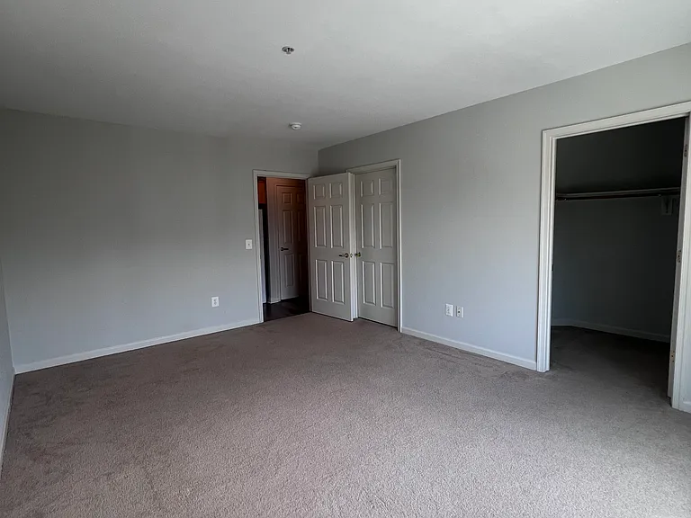 Dunn Loring Metro Apartments — Photo 15