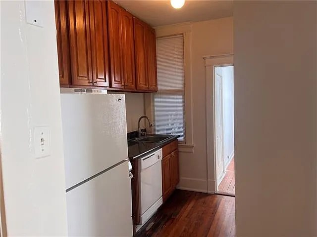 4126 Carondelet St #2 — Photo 7