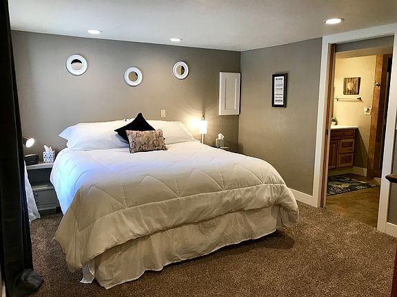 2nd image of 3686 Verdon Ln