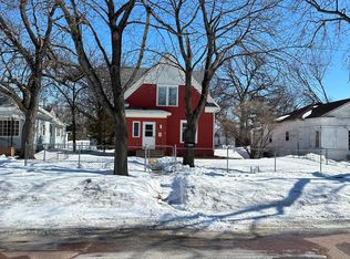 430 Nebraska Ave SW, Huron, SD 57350