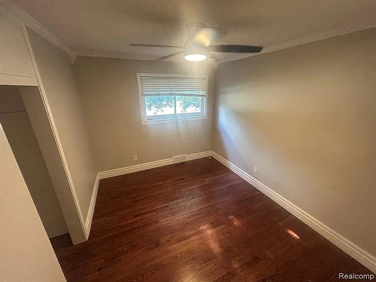 760 S Evergreen St — Photo 22
