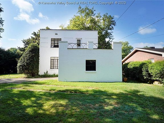 5th image of 4810 Staunton Ave SE