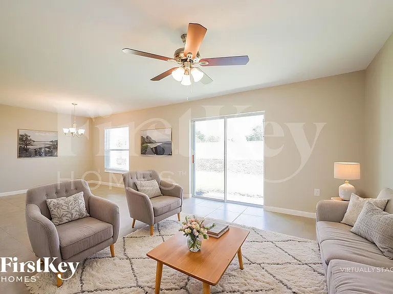 607 Lindbergh Way — Photo 4