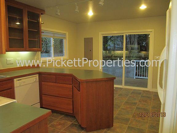 5th image of 2013 Madrona Point Dr #A