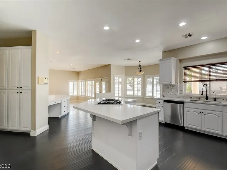 8623 Golden Canyon Rd — Photo 16