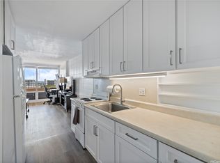 Punahou Hale/Oahuan Tower Ltd, Honolulu, HI 96822