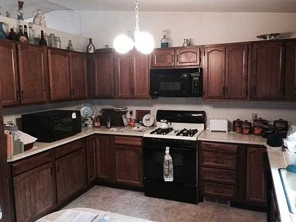 4th image of 3009 McBride St