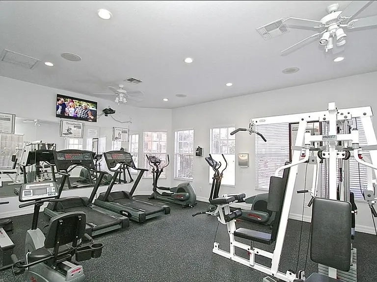 7915 Preserve Cir #216 — Photo 33